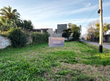 Terreno · 295m² · Terreno en Venta en Villa Castells: 498 y 8. Lote en Esquina de 10 X 30 m. Hermosa Zona