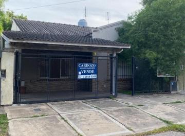 Casa de 3 ambientes, Morón · Casa 3 Ambientes en Castelar