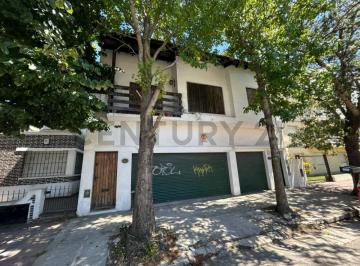 PH · 145m² · 4 Ambientes · 1 Cochera · PH 4 Ambientes Al Frente con Balcón – Barrio Don Bosco, Mar del Plata