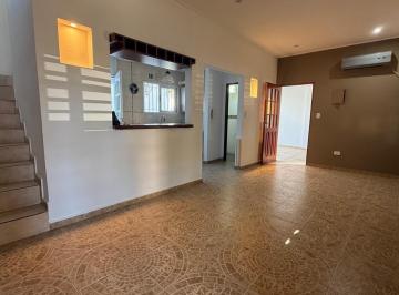 PH · 122m² · 5 Ambientes · 2 Cocheras · PH en Venta en La Plata