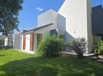 Casa de 7 ambientes, Córdoba · Casa 3 Dor Escri 2b Poeta Lugones