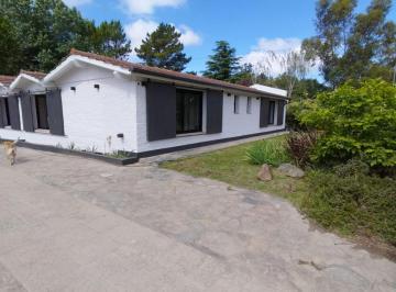 Casa de 6 ambientes, Tandil · Importante Casa en Venta