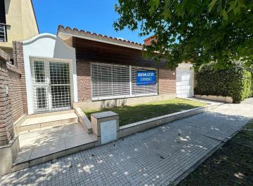 Casa de 6 ambientes, Ciudad de Santa Fe · Casa en Venta, Riobamba 6700, Santa Fe.