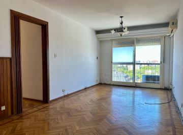 Departamento de 4 ambientes, Vicente López · Excelente Ubicación - 4 Amb. con Vista Al Río y Ciudad