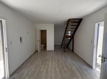 PH · 65m² · 3 Ambientes · PH en Villa Primera