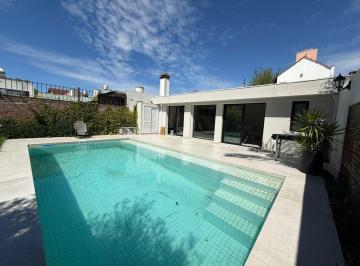 Casa · 160m² · 4 Ambientes · Casa en Los Pinares