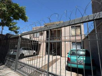 Departamento de 3 ambientes, Godoy Cruz · Departamento en Venta C/ Cochera en Godoy Cruz