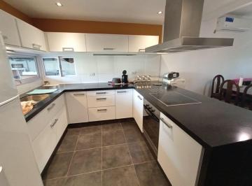 Casa de 3 ambientes, Mar del Plata · Venta Moderna Casa Remodelada 3 Ambientes