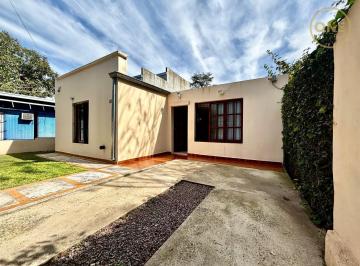 Casa · 84m² · 3 Ambientes · 1 Cochera · Casa Villa Elisa Entre Caminos