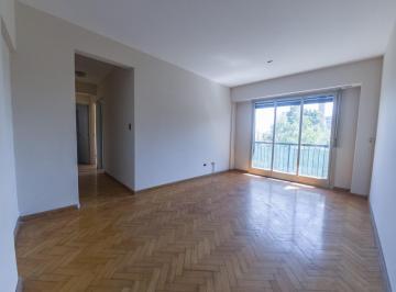 Departamento · 50m² · 3 Ambientes · Departamento 3 Amb C/balcón Al Frente (San Nicolas 700)