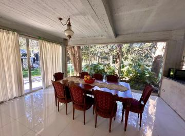 Casa · 185m² · 5 Ambientes · 3 Cocheras · Casa en Venta B. Privado Rocíos del Pilar.