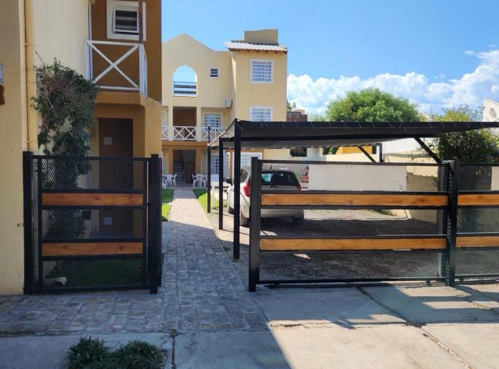 Hotel · 297m² · 10 Ambientes