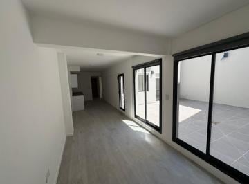 Departamento · 69m² · 3 Ambientes · Departamento de Dos Dorm. con Patio