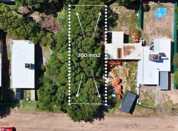 Terreno · 300m² · Lote en Venta 300 m² Villa Catalina, Rio Ceballos