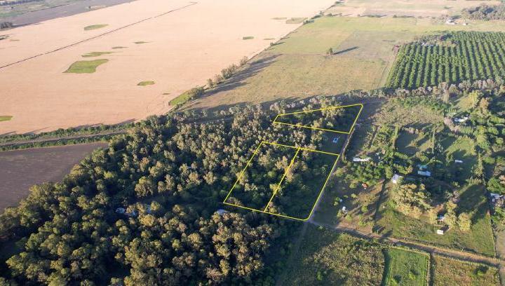 Terreno · 9000m²