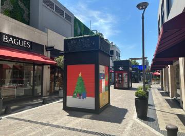 Local comercial · 4m² · Local en Las Lomitas Street
