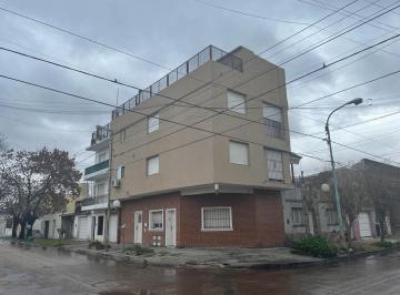 Departamento · 80m² · 3 Ambientes · Departamento en Venta Zona Céntrica de Zárate