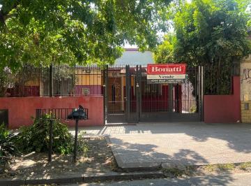 Terreno · 157m² · 7 Ambientes · 1 Cochera · Casa