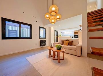 Casa · 111m² · 4 Ambientes · Venta - Casa - 3 Dorm. - Reciclada - Pueyrredon 1600 - Lourdes - Rosario