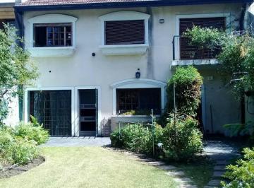 Casa · 520m² · 5 Ambientes · 2 Cocheras · Casa - Lomas de Zamora Oeste