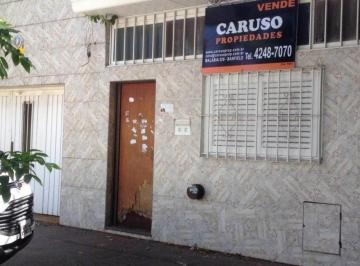 Casa · 200m² · 4 Ambientes · Casa - Avellaneda