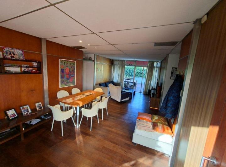 Casa · 140m² · 4 Ambientes · 1 Cochera