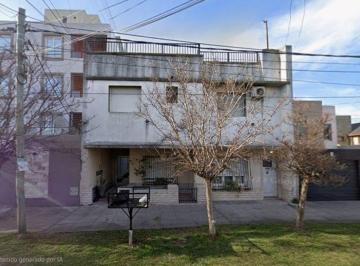 PH de 4 ambientes, Morón · En Venta - PH 4 Ambientes Tipo Casa en Planta Alta Haedo Centro