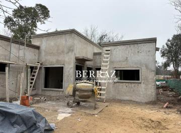 Casa · 181m² · 4 Dormitorios · 2 Cocheras · Casa Venta 4 Dorm. Barrio San Matías Lote de 773 m² Escobar