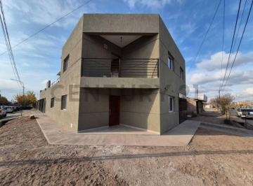 Casa · 60m² · 2 Ambientes · 1 Cochera · Venta de Departamento en Maipu