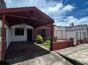 Casa · 140m² · 3 Dormitorios · Casa - San Miguel de Tucumán