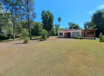 Casa · 94m² · 4 Ambientes · 5 Cocheras · Venta Casa Quinta 4 Ambientes La Lonja Apto Credito