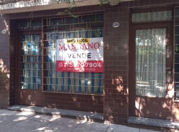 PH de 4 ambientes, Vicente López · Depto. 3 Amb P. H. Planta Baja Contrafrente, Patio, Jardin, Parrilla. con Local de 7x3 Al Frente.