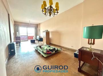 Departamento · 78m² · 4 Ambientes · 1 Cochera · Venta Departamento 4 Ambientes C/cochera