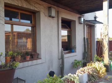 PH · 4 Ambientes · PH en Santamarina 787