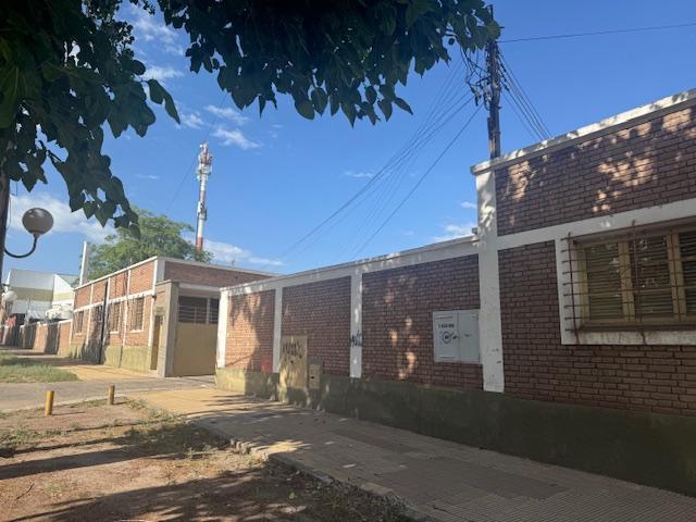 Bodega-Galpón · 4052m²