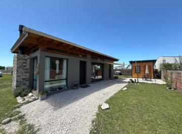 Casa · 87m² · 3 Ambientes · Hermosa Casa en Parque Lago - 3 Ambientes - Nueva