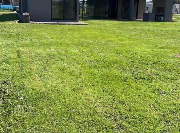 Casa · 240m² · 5 Ambientes · Casa en Canning (Ezeiza)