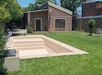 Casa · 145m² · 3 Ambientes · 1 Cochera · Venta Casa 2 Dorm. - Pueblo Esther