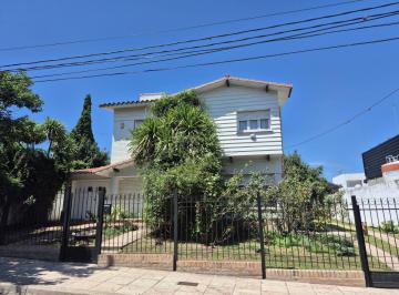 Casa de 7 ambientes, Villa Carlos Paz · Casa de 4 Dorm. en Venta