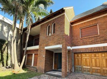 Oficina comercial · 600m² · 8 Ambientes · 7 Cocheras · Alquiler Oficina en Bv Oroño Rosario