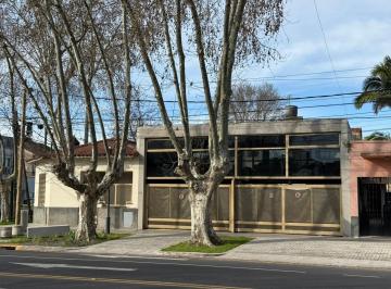 Casa · 126m² · 3 Ambientes · Casa en Venta - 1 Dormitorio 1 Baño - Martínez