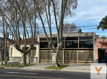 Casa · 126m² · 3 Ambientes · Casa en Venta - 1 Dormitorio 1 Baño - Martínez
