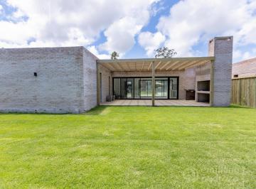 Casa · 500m² · 6 Ambientes · 1 Cochera · Venta Casa 3 Dorm. Pinares Punta del Este