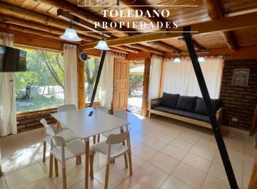 Casa de 3 ambientes, Villa Pehuenia · Cabaña Turística Para 4 Personas en Villa Pehuenia