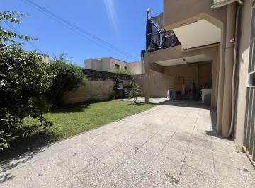 Departamento · 69m² · 4 Ambientes · Hermoso Departamento Interno en Planta Baja con Patio.