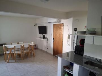 Departamento · 75m² · 4 Ambientes · Alquiler - Dpto Amoblado de 3 Hab - B° Mudon. Neuquen Capital