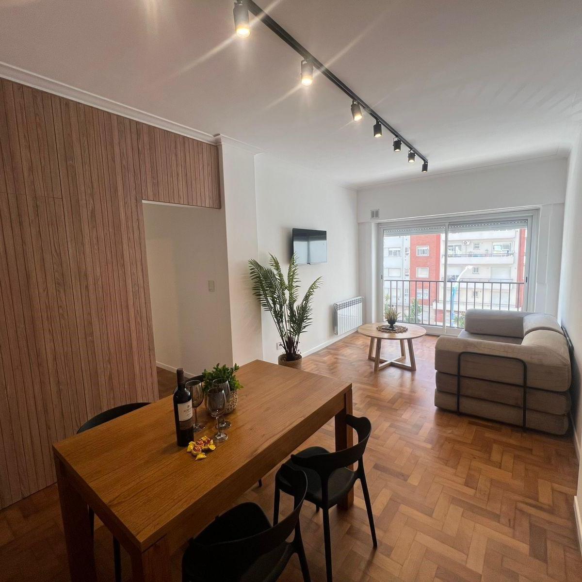 Depto reciclado 3 amb, 83m² en Playa Varese — Av Colon