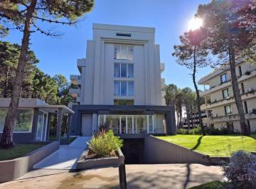 SCZ-SC2-230_16 · Departamento de 3 Ambientes en Venta
