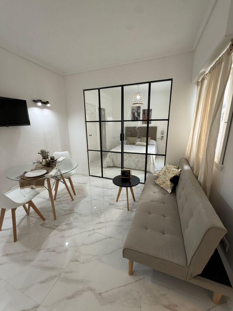 Venta 1 Ambiente con lateral reciclado en Mar Del Plata