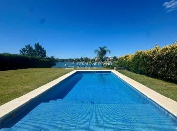 Casa · 250m² · 6 Ambientes · 2 Cocheras · Casa en Venta en Santa Teresa, Villanueva, Tigre